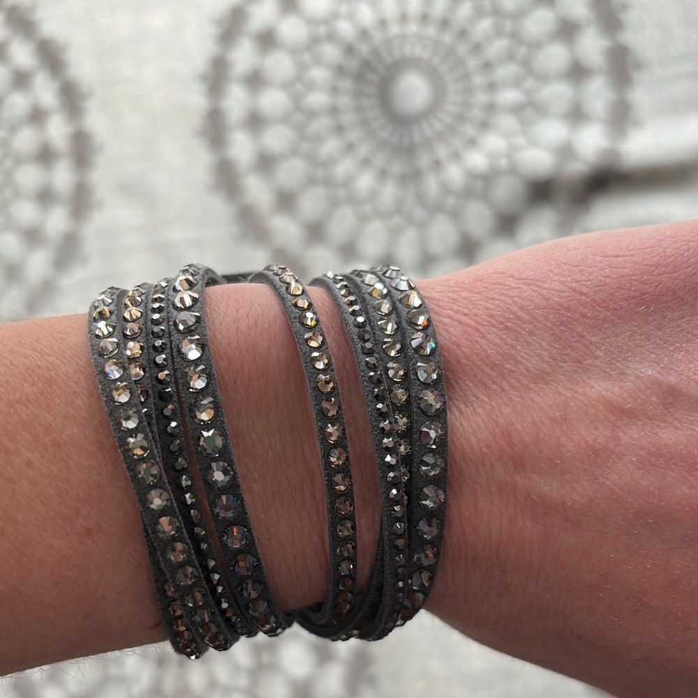 Elegant Gray Crystal Wrap Bracelet